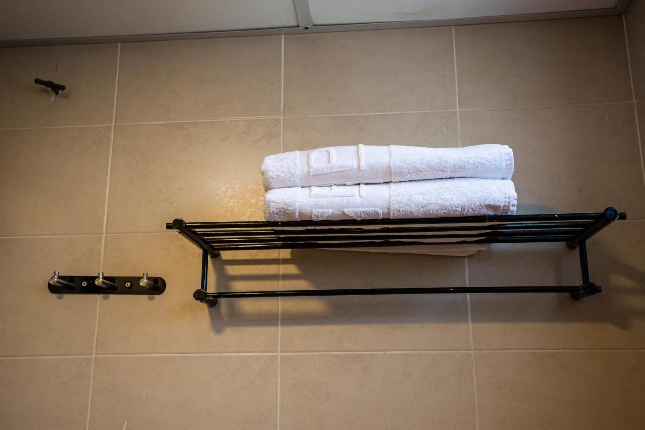 Pp Hotel By Moxy George Town Buitenkant foto