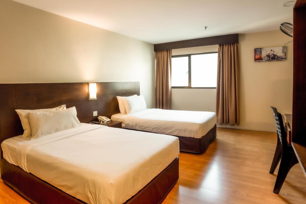 Pp Hotel By Moxy George Town Buitenkant foto