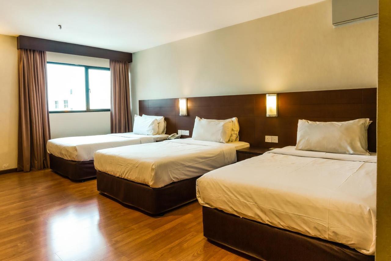Pp Hotel By Moxy George Town Buitenkant foto