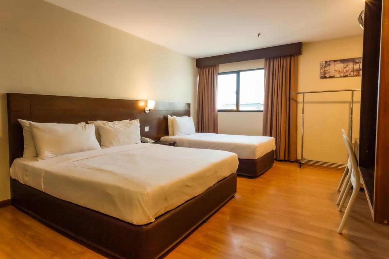 Pp Hotel By Moxy George Town Buitenkant foto