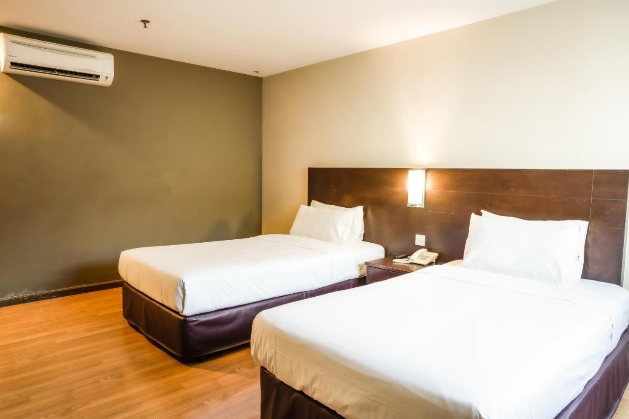 Pp Hotel By Moxy George Town Buitenkant foto